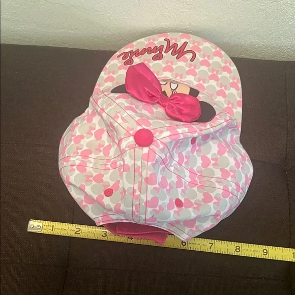 #9560+ Disney Minnie Mouse Hat with 3 D Bow/ Pink and White Hearts - Picture 3 of 8